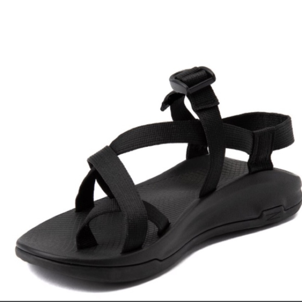 Chacos with optional toe strap